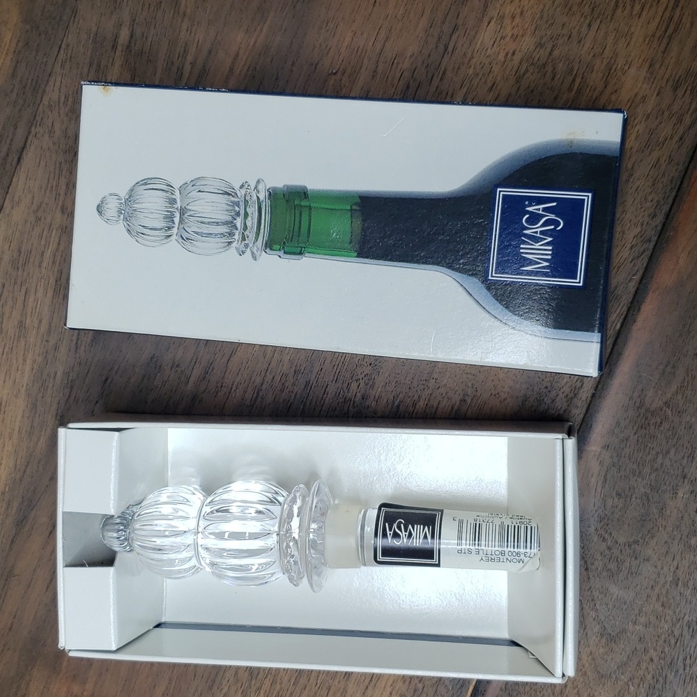 Mikasa NWT Monterey Lead Crystal Bottle Stopper